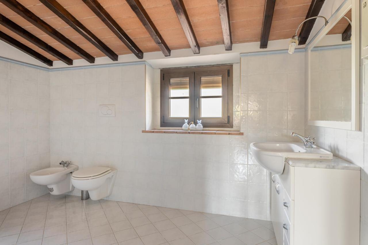 Casa Vecchia Rooms And Parking Gambassi Terme Eksteriør bilde