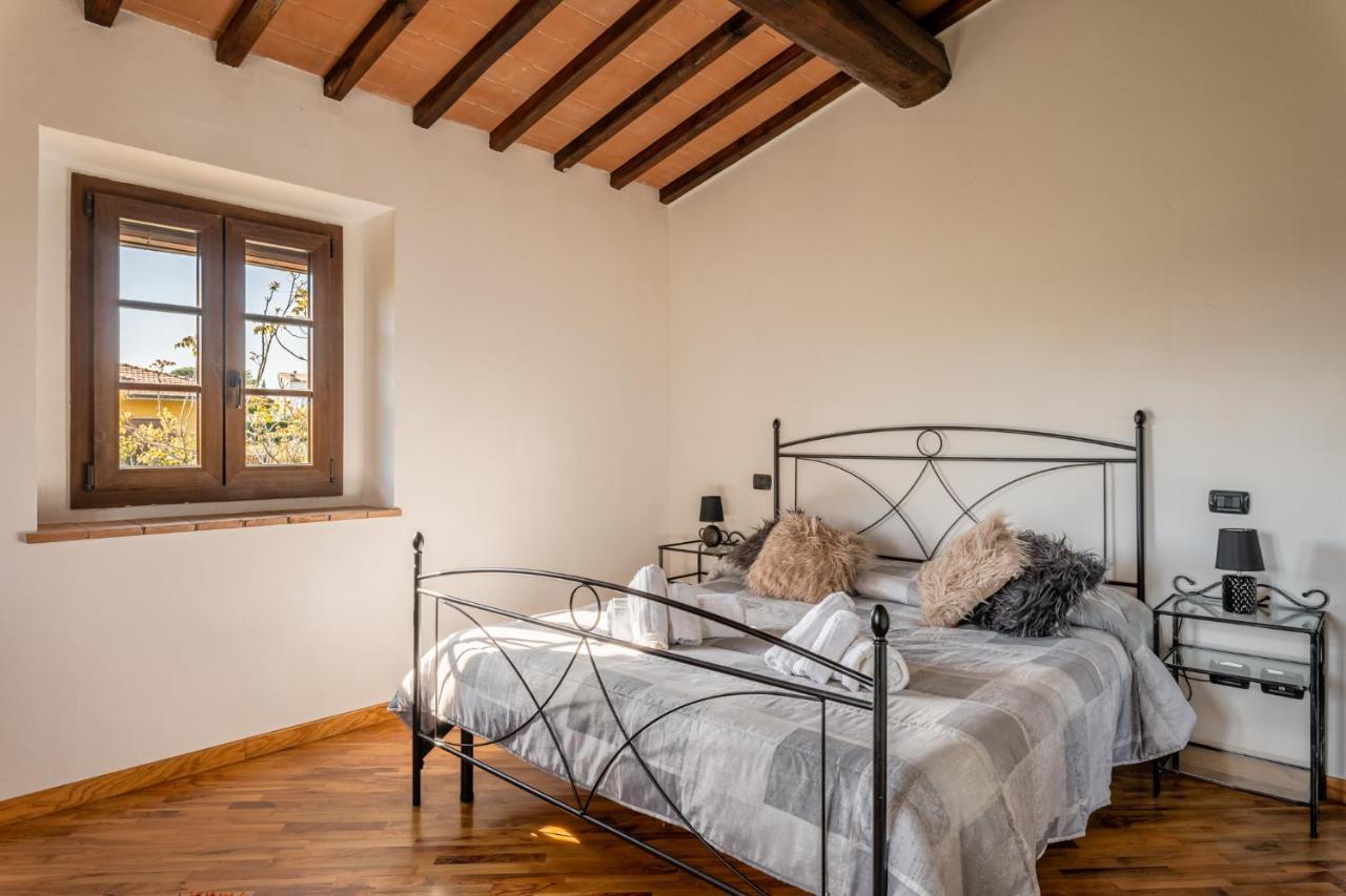 Casa Vecchia Rooms And Parking Gambassi Terme Eksteriør bilde